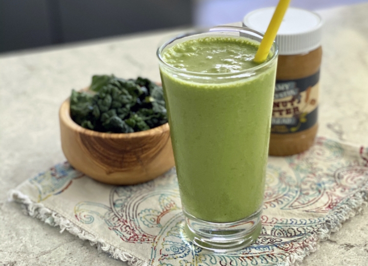 Vasa Post - Nutritious Green Banana Nut Smoothie